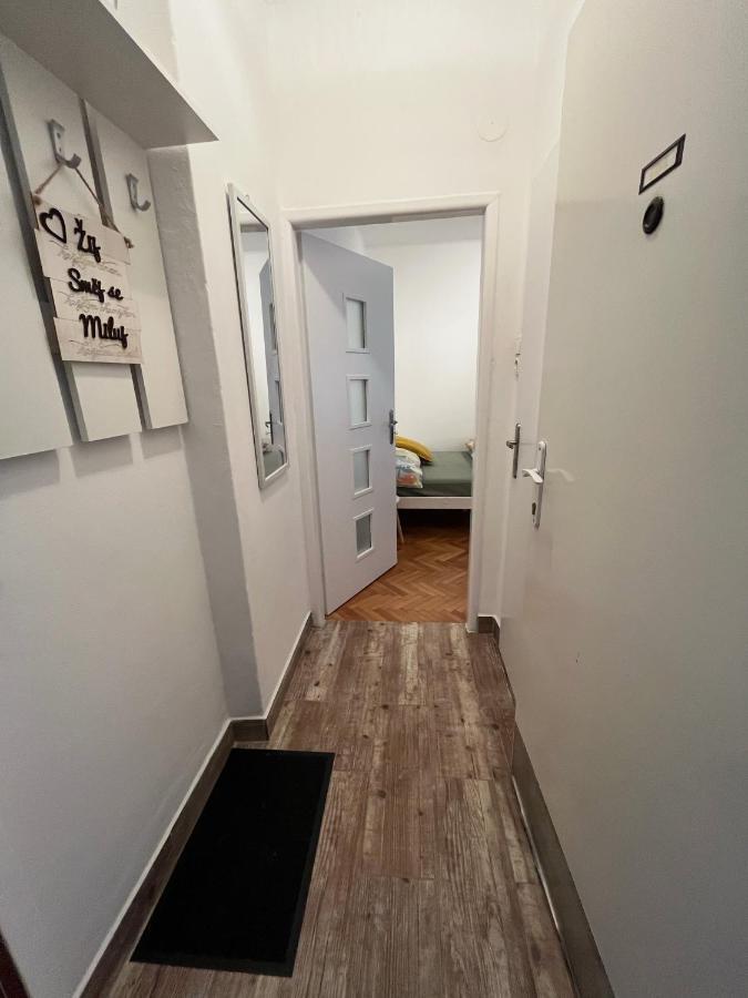 Apartman Pod Vyhlidkou Нове-Место-над-Метуйи Экстерьер фото